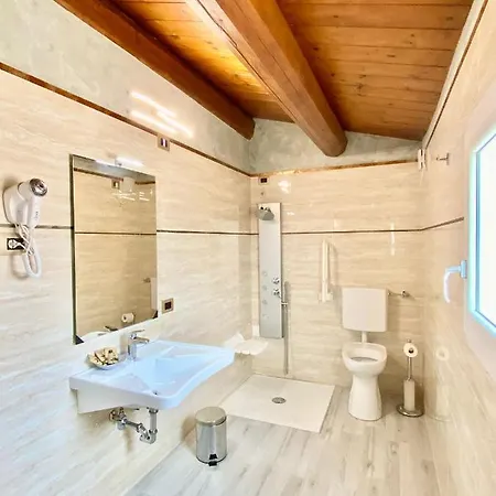 Han/Misafirhane Antica Zio Cesare *